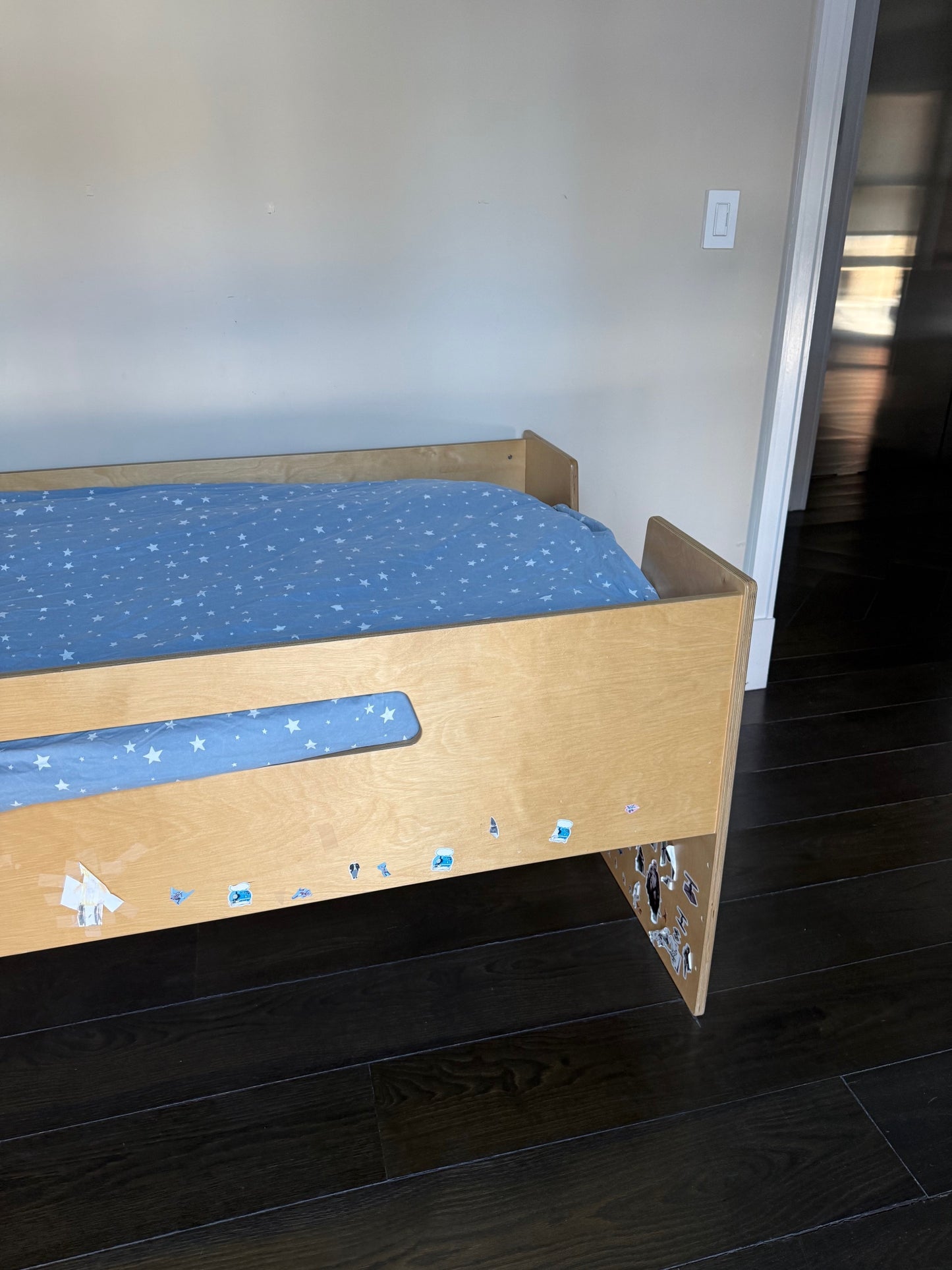 Lolo Bunk Bed with cutout ladder