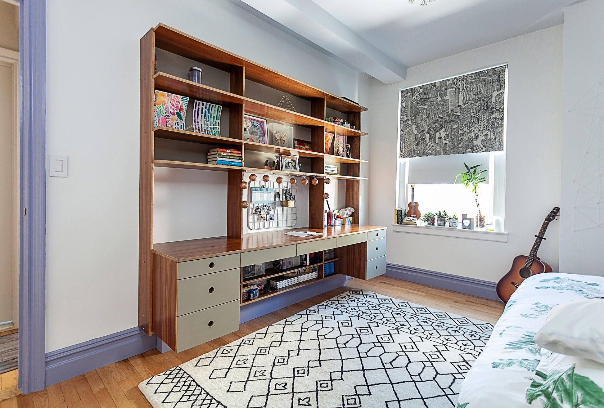 Custom_wallnut_float_desk_lateral view_casa kids