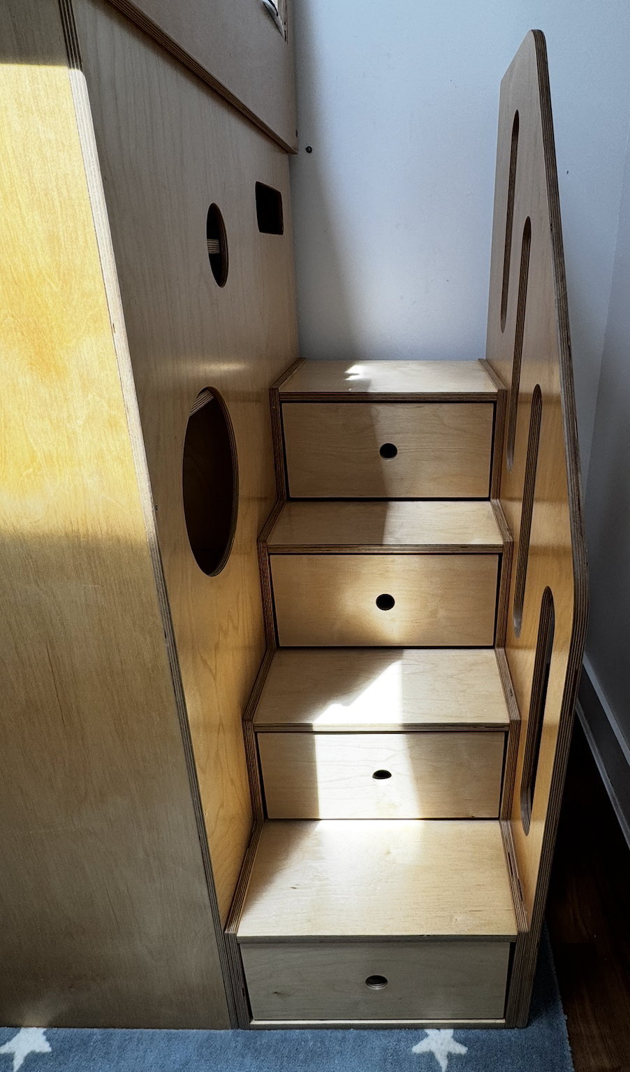 Dumbo loft bed w/stairs