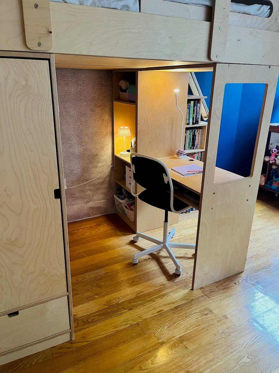 Aspen full-size loft bed