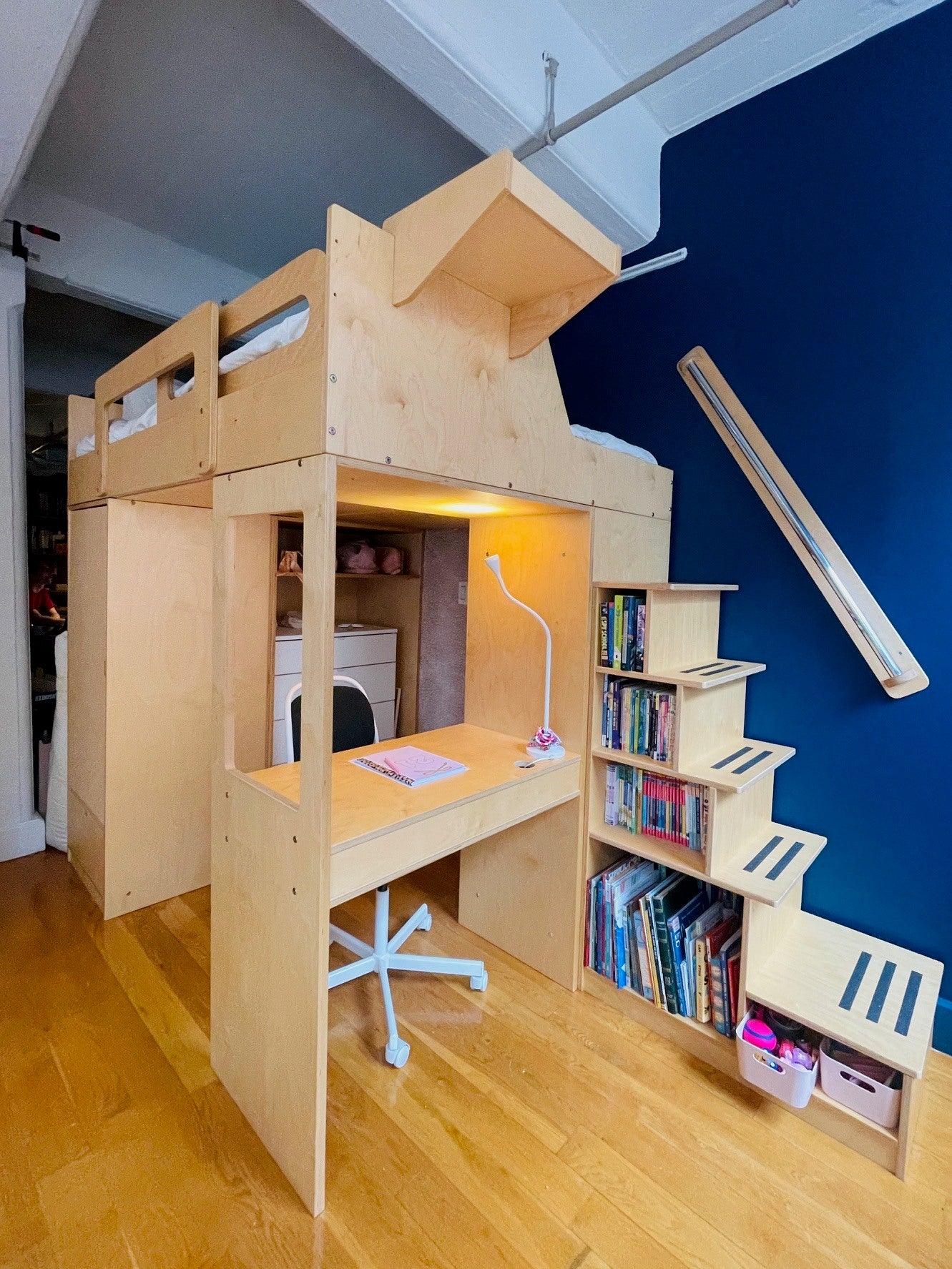 Aspen full-size loft bed